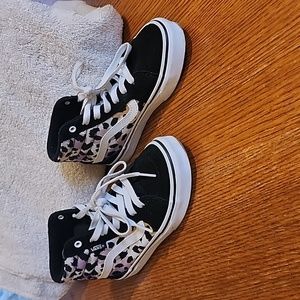 Kids high top Vans size 13